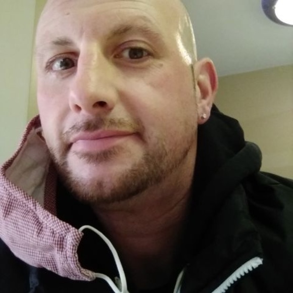 Meet your Posher, Matthew - Picture 1 of 1